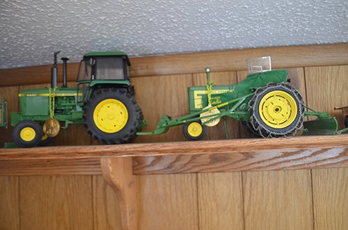 Property photo 128 - EQUIPMENT & PERSONAL PROPERTY AUCTION
